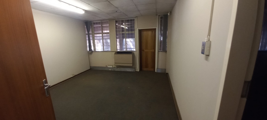 Commercial Property for Sale in Hamilton Free State